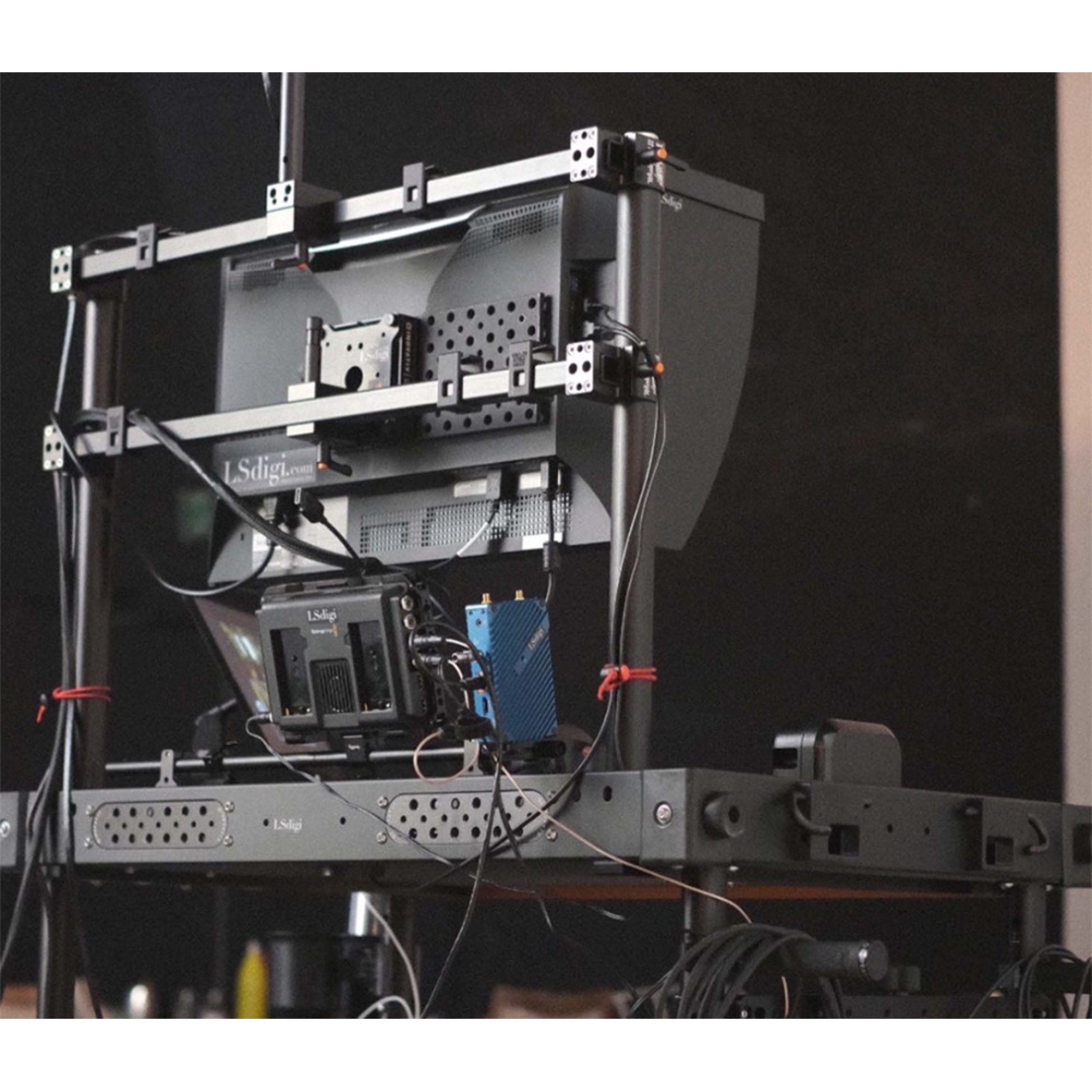 Whaley Rail Monitor Mounting Frame – Inovativ Voyager:Scout_9